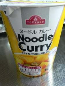 トップバリューのカレーヌードル