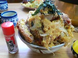 みのや食堂のかつ丼の写真