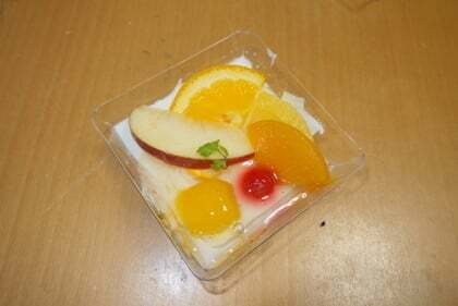 たっぷりフルーツみるくプリン
