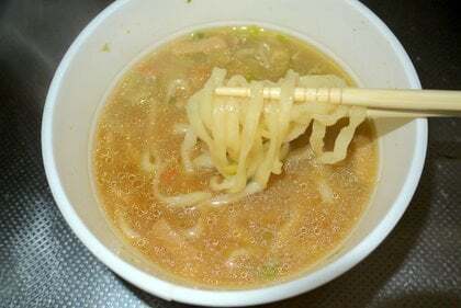 レンジどん兵衛味噌ちゃんこうどん