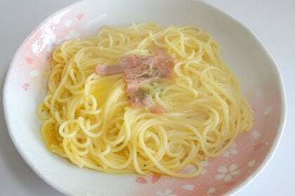 なめらかカルボナーラ スパゲティの写真