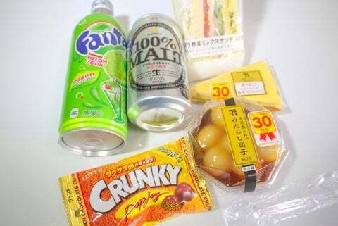 セブンイレブンのオープニングセール購入品の写真
