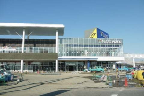 アピタ一宮のテラスウォーク一宮は組み立て完了12月上旬オープンでした コラム更新日記