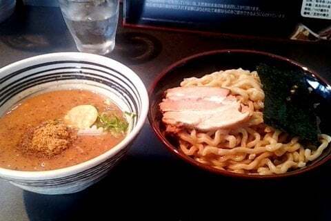 仁麺魚つけ麺の写真