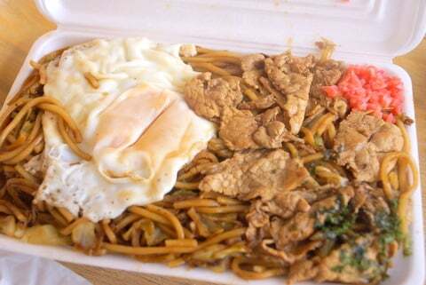 ちとせの肉山入り焼きそばの写真