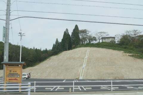 バロー笠原下石店の駐車場の写真