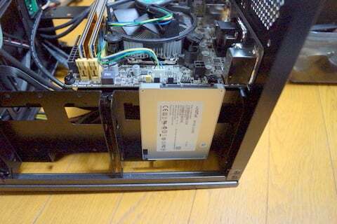 SSDの取付の写真