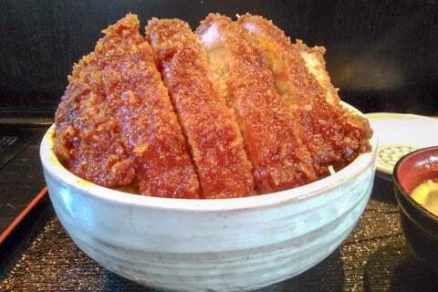 明治亭のソースカツ丼の写真