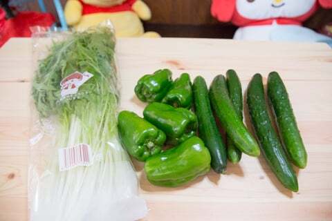 バロー茶が崎店の野菜の特売の写真