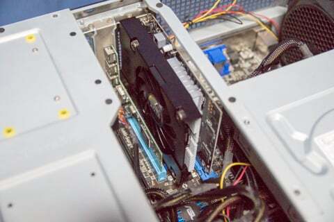 ELSA NVIDIA GeForce GD750Ti 2GB装着の写真