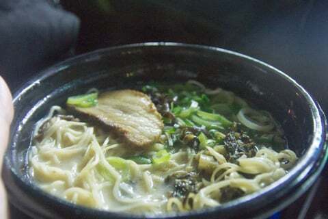 ファミリーマートのラーメンの写真