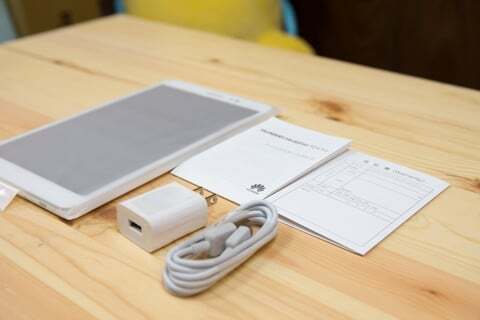 MediaPad T2 8 Proの中身の写真