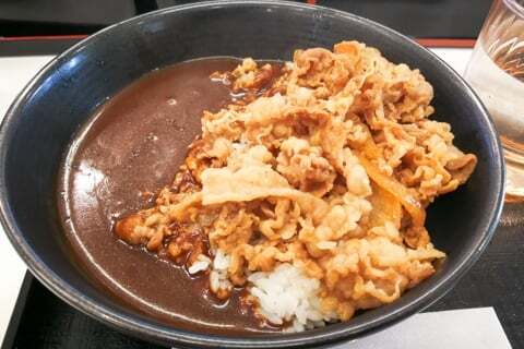 牛黒カレーの写真