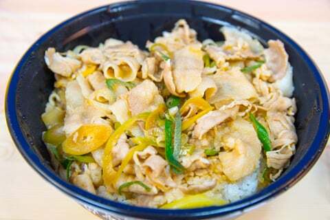お持ち帰りすた丼の写真
