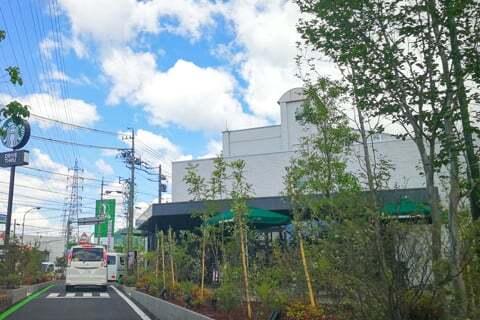 スターバックス多治見光ケ丘店のドライブスルーの写真