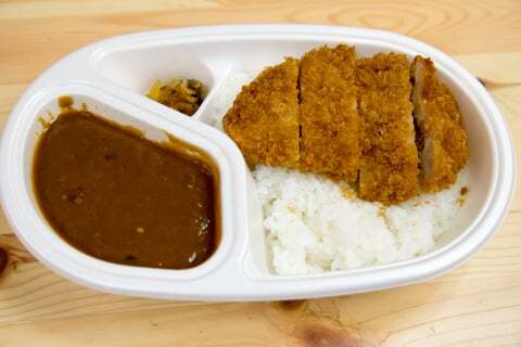 カツカレーの写真