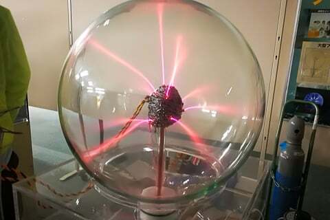 プラズマの実験の写真