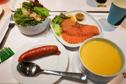 IKEAのランチの写真