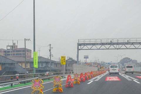 3車線化するポイントの写真