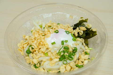 半熟玉子のぶっかけうどんの写真