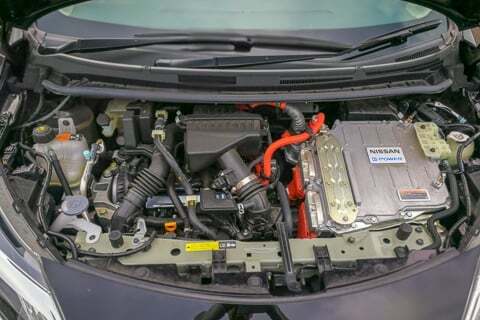 e-Powerのエンジンルームの写真