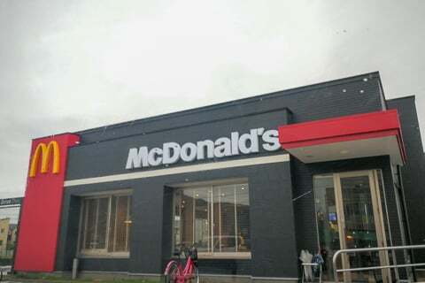 マクドナルド21号垂井店の写真