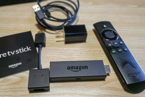 AmazonのFire TV Stickを買ったらチューナー無しテレビが欲しくなり 