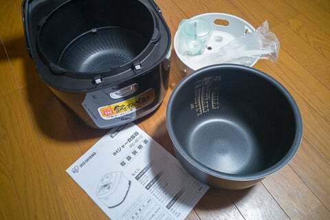アイリスオーヤマ 炊飯器の写真