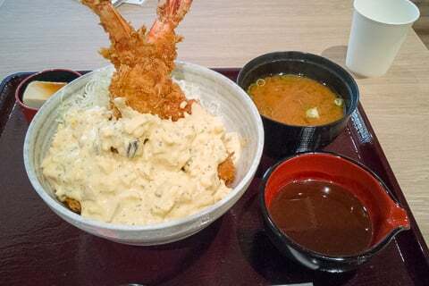 えびふりゃー丼の写真
