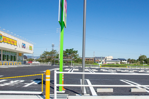 タチヤ北方店の駐車場の写真