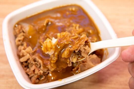 肉だく牛カレーの写真