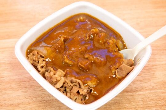 肉だく牛カレーの写真
