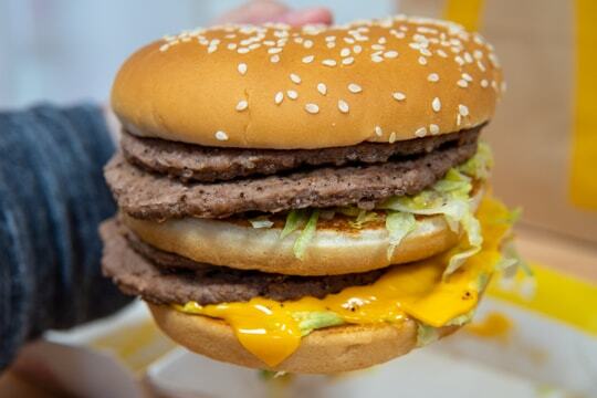 ギガビッグマックの写真