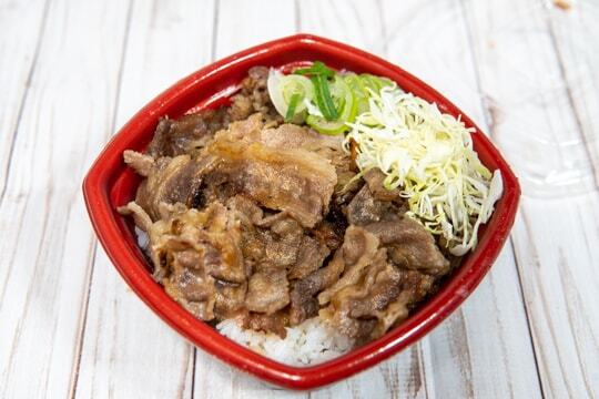 カルビ丼の写真
