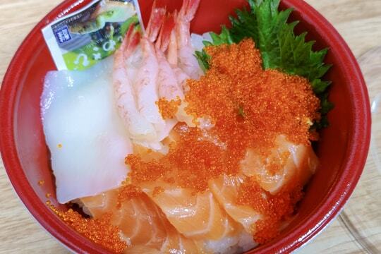 甘えび好きの二色丼の写真