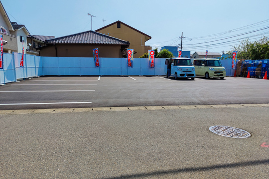 ゲンキー長森店の駐車場の写真
