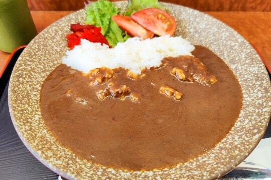 越前焼北鯖カレーの写真