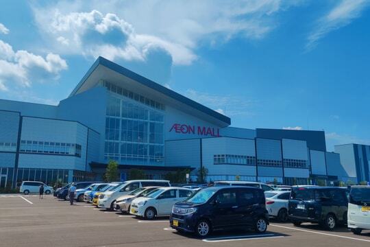 イオンモール白山の駐車場の写真