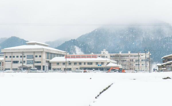 ゲンキー沼町店予定地の様子を裏側からの写真
