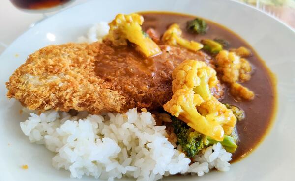 カツカレーの写真