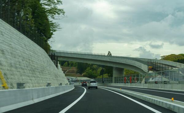 連絡道路の写真