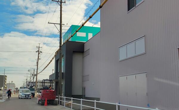 ニトリ 岐阜瑞穂店(仮称)と道路の写真