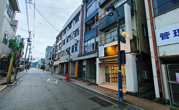 ひろしげ 高原生食パン花里店の写真