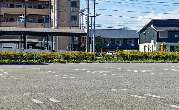 BIGMOTOR大垣店の駐車場の写真